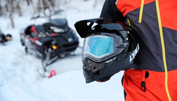 Типы снегоходных шлемов