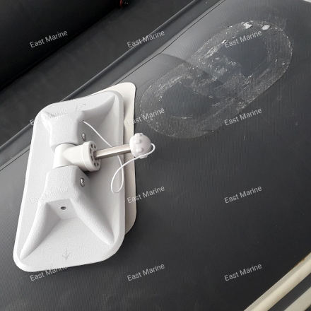 Демонтаж уключин, ручек, рымов, накладок