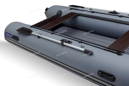 Лодка надувная моторная LEADER ТУНДРА-325 с НДНД серый