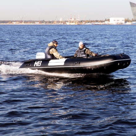 Лодка надувная моторная многоцелевая из ПВХ морского класса Badger HEAVY DUTY  HD390 чёрный 3,9м