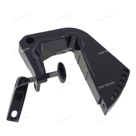 Струбцина левая Tohatsu, Mercury 4, 5 369-S62113-2