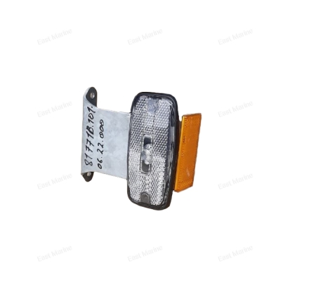 Передний габаритный фонарь с кронштейном (81771В.101 - 06.22.000)